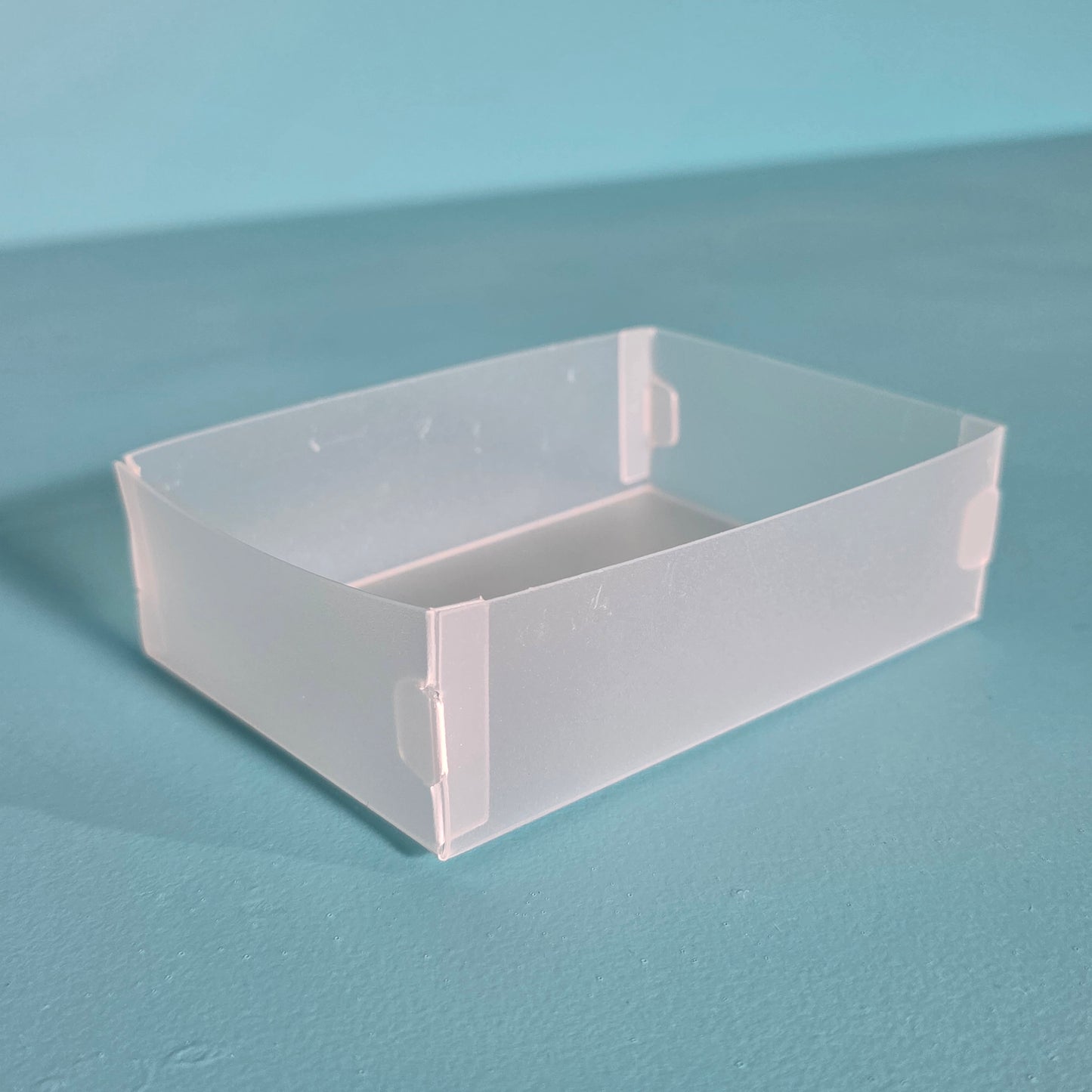 1.5"H Basic Box "I"