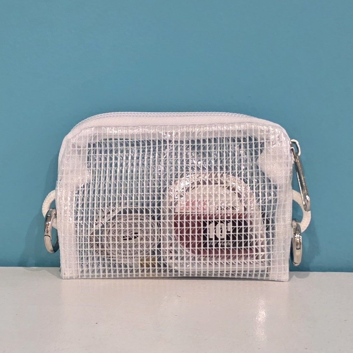 Store small measuring tapes or tape measures in this handy small pouch