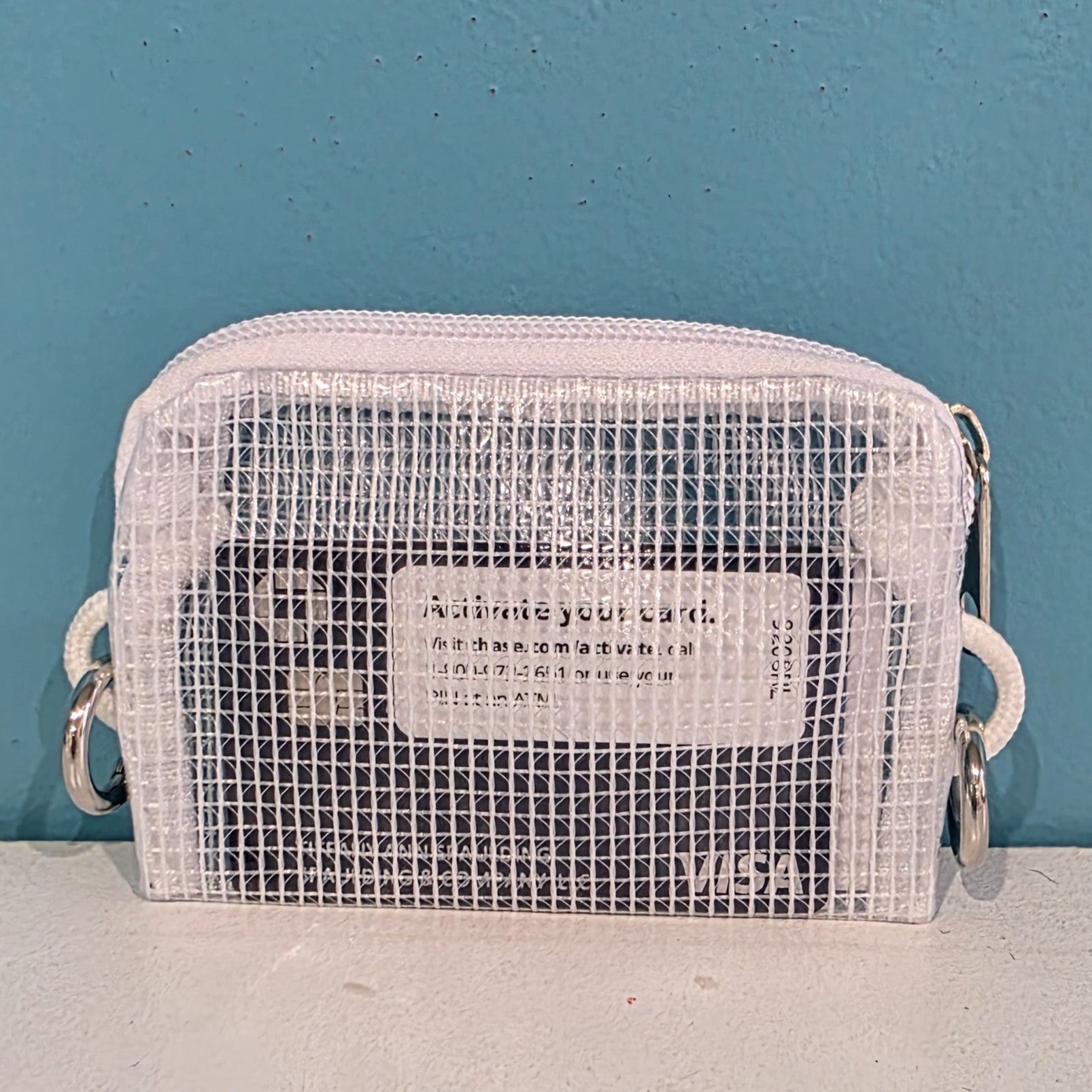 Purse organization pouch for credit cards, driver license and business cards